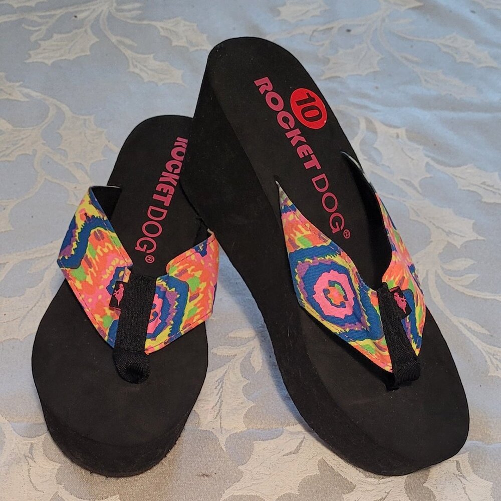 New Rocket Dog Platform Flip Flop